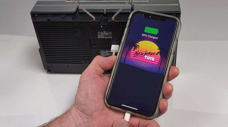 M90 Mini｜見た目はレトロ、中身は最新!!インドアでもアウトドア